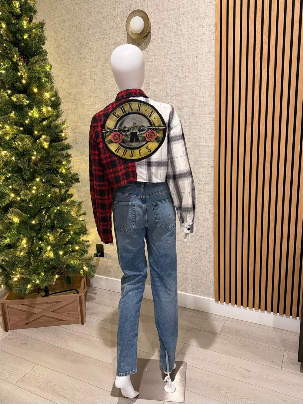 SHEIN Two-Tone Plaid Cropped Shirt in Red & White